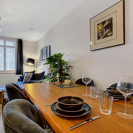 Stylish, Business Traveller Friendly Apartment, With Free Parking And Netflix Farnborough  Esterno foto