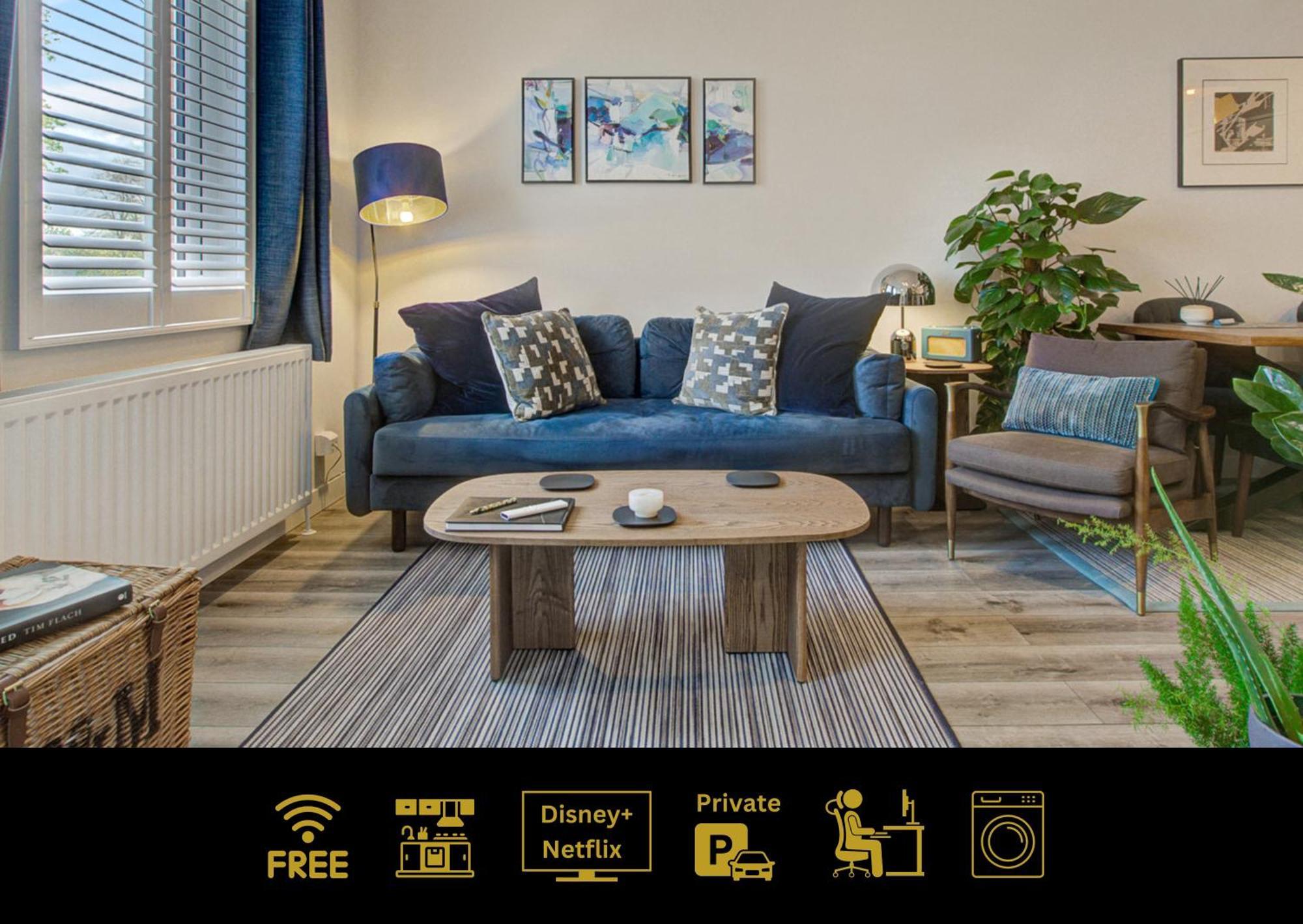 Stylish, Business Traveller Friendly Apartment, With Free Parking And Netflix Farnborough  Esterno foto